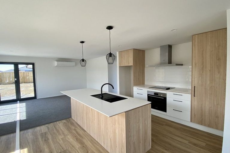 Photo of property in 167 Faringdon Boulevard, Rolleston, 7615