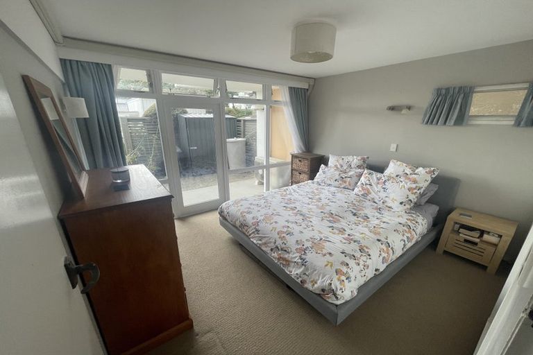 Photo of property in 5/4 Claremont Grove, Mount Victoria, Wellington, 6011