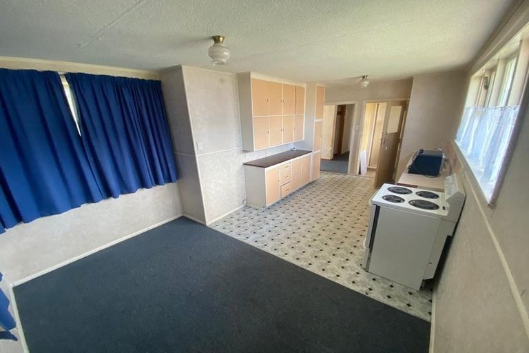 Photo of property in 2 Old Wairoa Road, Papakura, 2110