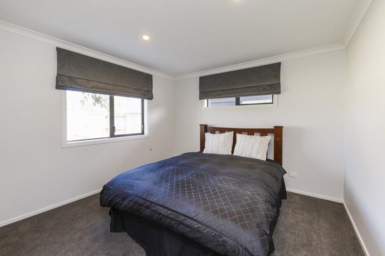 Photo of property in 22 Freedom Drive, Kelvin Grove, Palmerston North, 4414