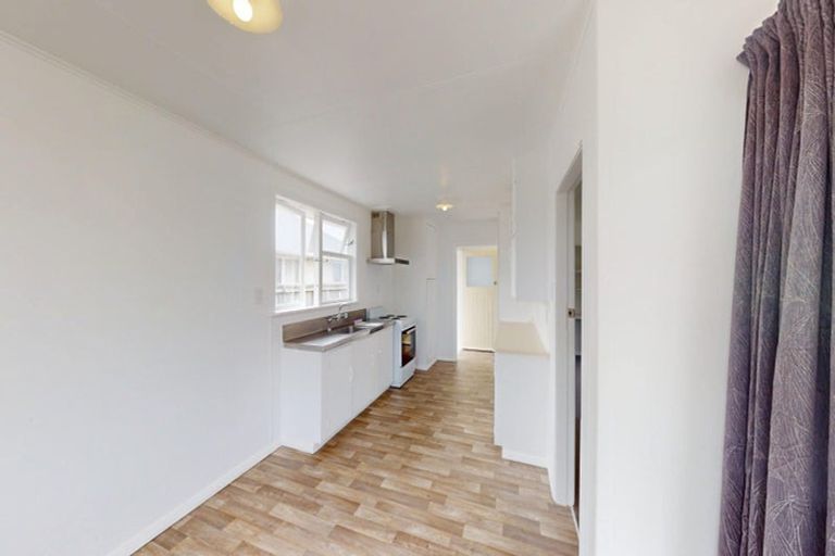 Photo of property in 10 Armstrong Place, Gonville, Whanganui, 4501