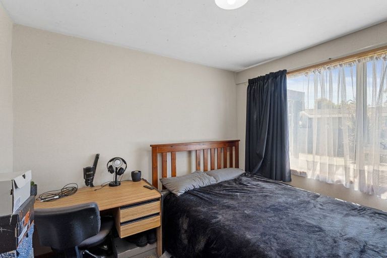 Photo of property in 11 Kuaka Crescent, Bromley, Christchurch, 8062