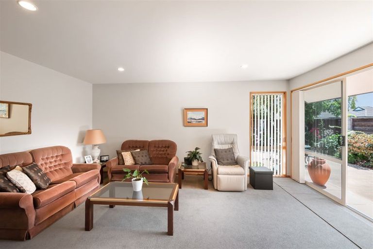Photo of property in 1/35 Merrin Street, Avonhead, Christchurch, 8042