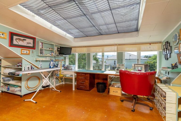 Photo of property in 71 Moana Crescent, Musselburgh, Dunedin, 9013