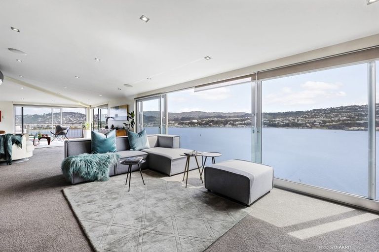 Photo of property in 6 Zaida Way, Maupuia, Wellington, 6022