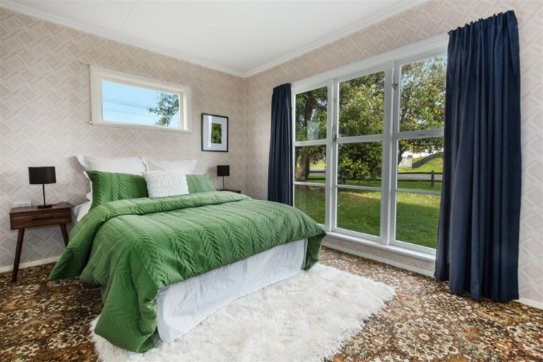 Photo of property in 32 Koromiko Street, Otaki Beach, Otaki, 5512