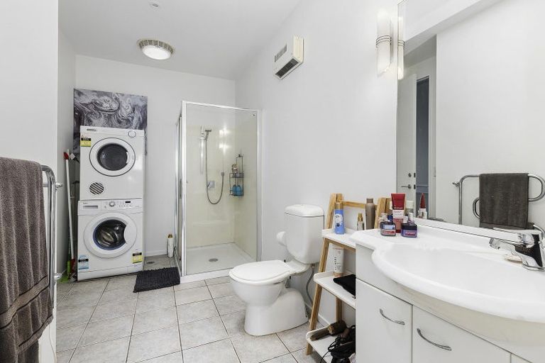 Photo of property in De Vere Apartments, 1/23 Tennyson Street, Te Aro, Wellington, 6011