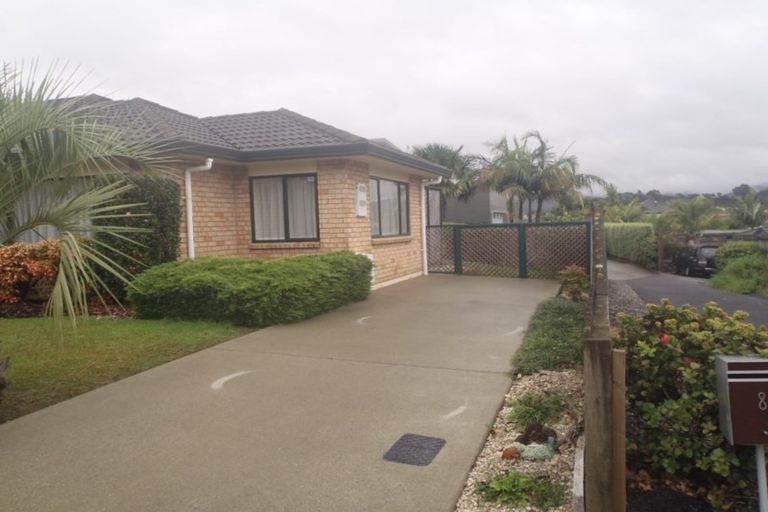 Photo of property in 6 Roy Maloney Drive, Henderson, Auckland, 0612