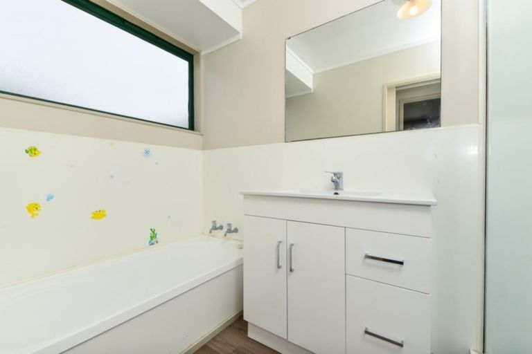 Photo of property in 1 Penney Green, Nawton, Hamilton, 3200