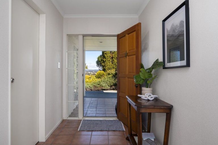 Photo of property in 36 Bell Common Close, Bethlehem, Tauranga, 3110
