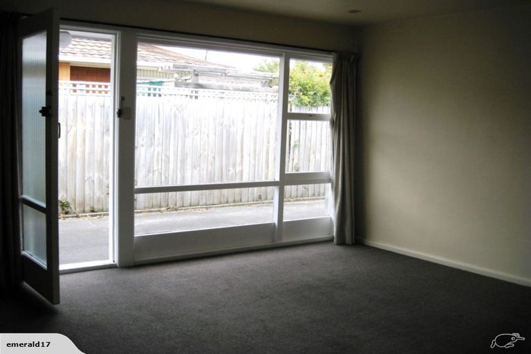 Photo of property in 2/92 Office Road, Merivale, Christchurch, 8014