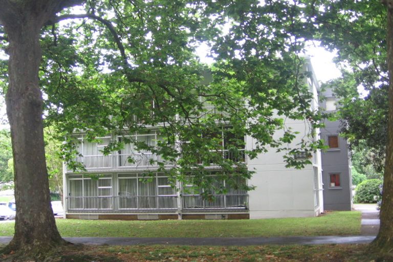 Photo of property in 2/144 Howe Street, Freemans Bay, Auckland, 1011