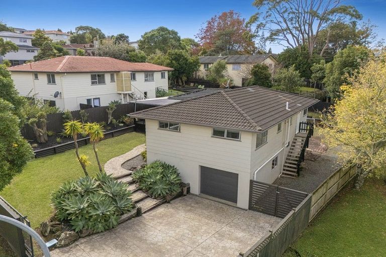 Photo of property in 113 Weatherly Road, Torbay, Auckland, 0630