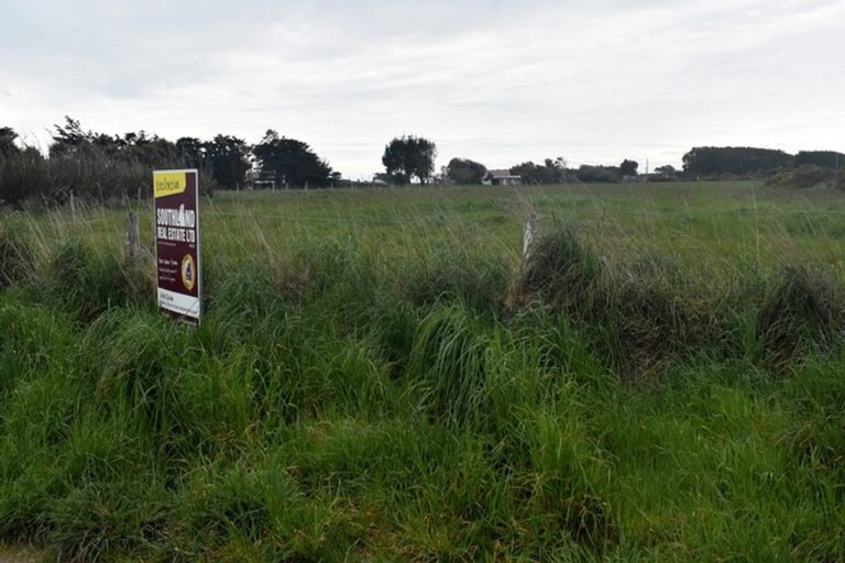 Photo of property in 25 Thomas Road, Orepuki, Riverton, 9881