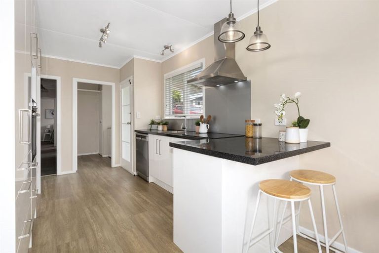 Photo of property in 406 Warspite Avenue, Ascot Park, Porirua, 5024