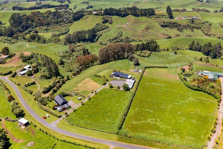 Photo of property in 193 Ackworth Road, Lepperton, New Plymouth, 4373