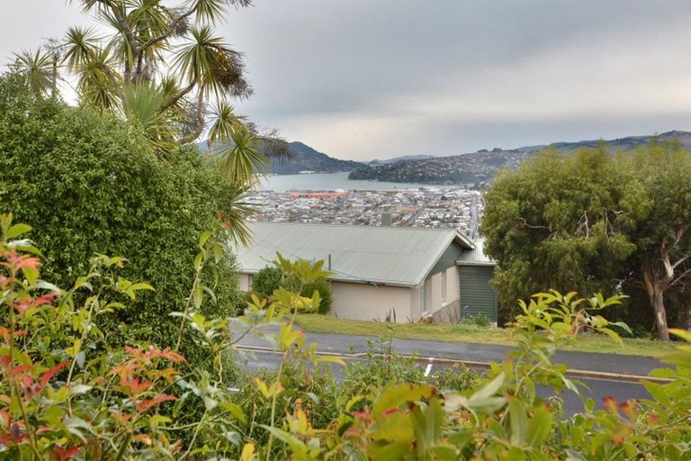 Photo of property in 49 Earls Road, Saint Clair, Dunedin, 9012