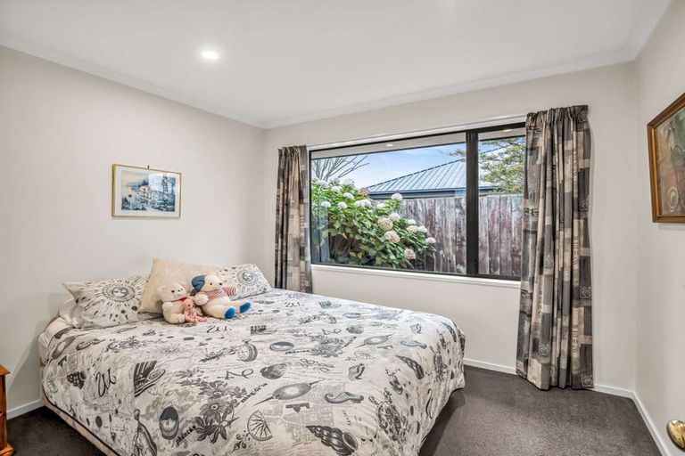 Photo of property in 2/126 Halswell Road, Hillmorton, Christchurch, 8025