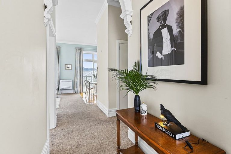 Photo of property in 24 Telford Terrace, Oriental Bay, Wellington, 6011