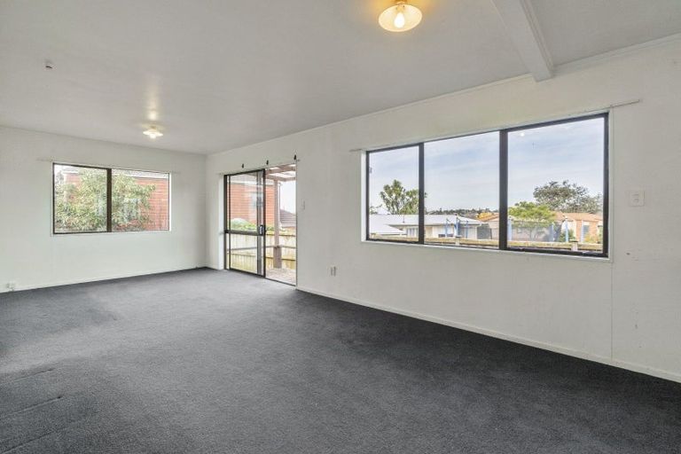 Photo of property in 50a Weldene Avenue, Glenfield, Auckland, 0629