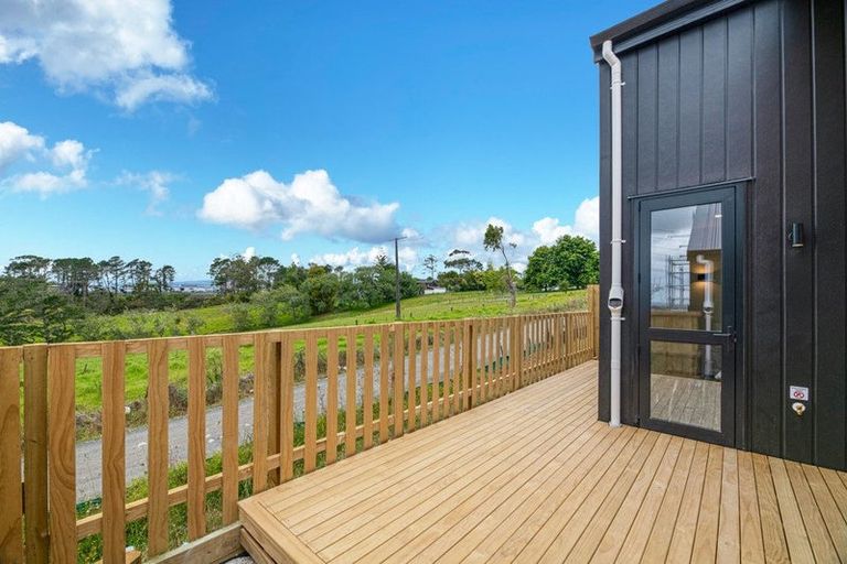 Photo of property in 31 Puhikawa Street, Massey, 0614