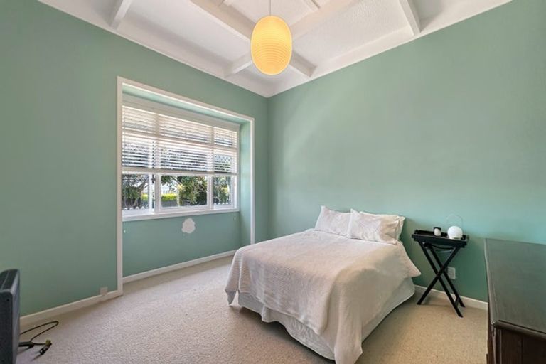 Photo of property in 71 Mcintyre Road, Mangere Bridge, Auckland, 2022