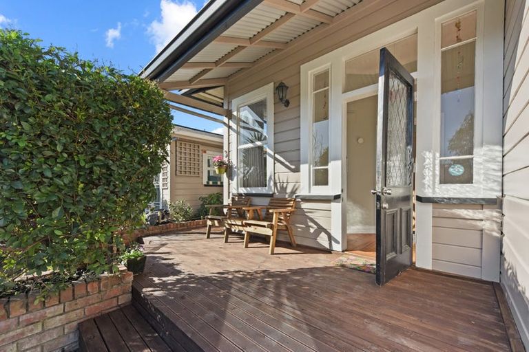 Photo of property in 71 Gladstone Road, Richmond, 7020