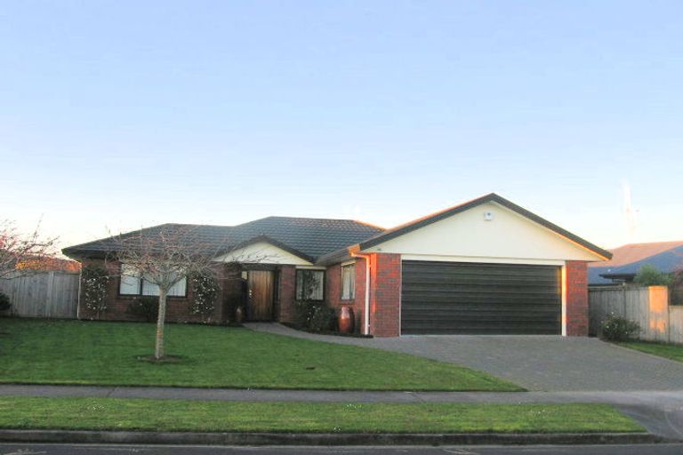 Photo of property in 54 Diomede Glade, Flagstaff, Hamilton, 3210