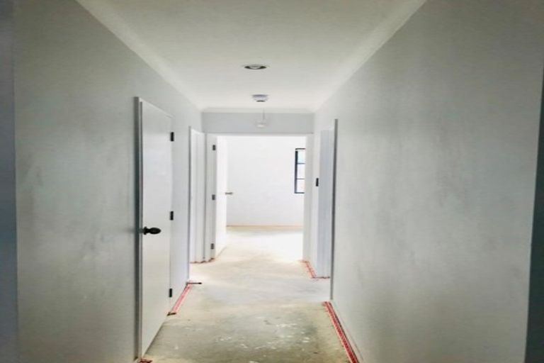 Photo of property in 66 De Havilland Drive, Goodwood Heights, Auckland, 2105