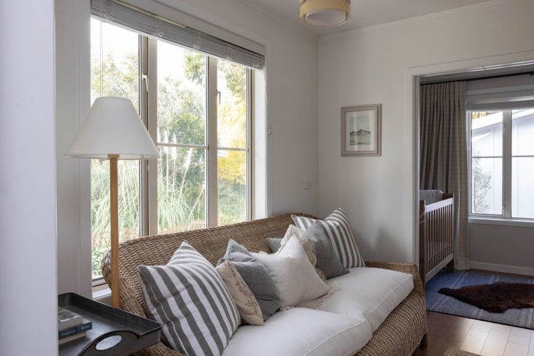 Photo of property in 32 Te Aute Road, Havelock North, 4130