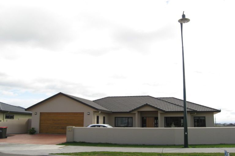 Photo of property in 2 Fairview Place, Havelock North, 4130