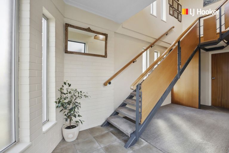Photo of property in 24 Elliffe Place, Shiel Hill, Dunedin, 9013