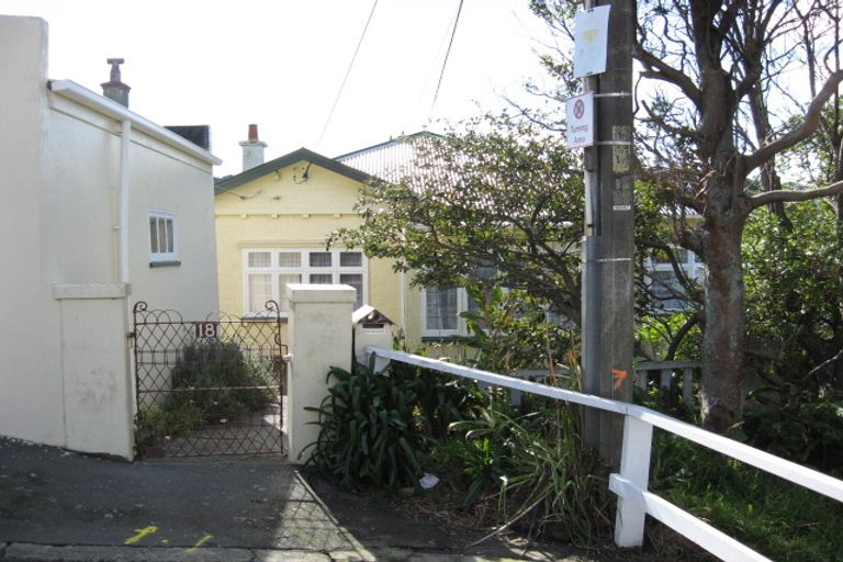 Photo of property in 18 Henry Street, Kilbirnie, Wellington, 6022