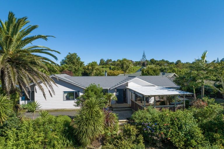 Photo of property in 10 Jenny Lane, Waiuku, 2123