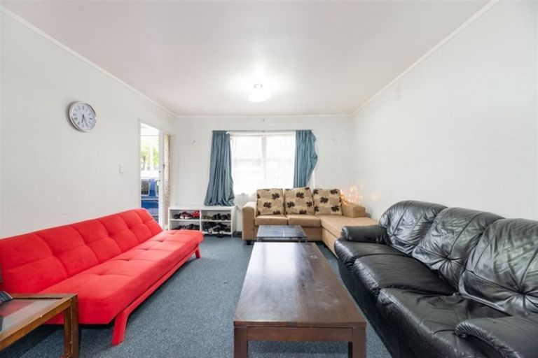 Photo of property in 6/13 Seabrook Avenue, New Lynn, Auckland, 0600