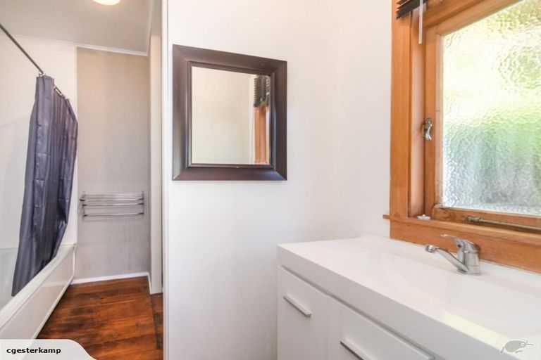 Photo of property in 22 Ngaio Street, West End, Palmerston North, 4412