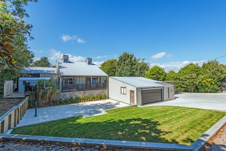 Photo of property in 23 Course Lane, Sanson, 4817