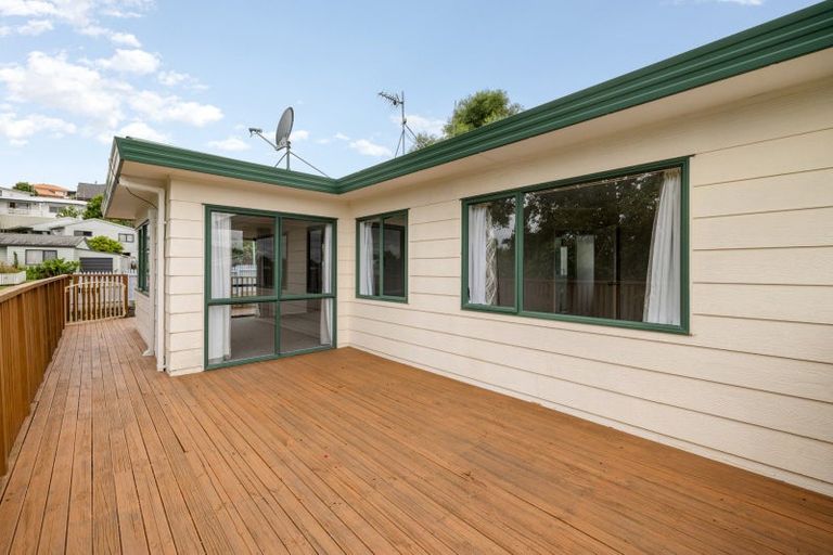 Photo of property in 18 Osprey Drive, Welcome Bay, Tauranga, 3112