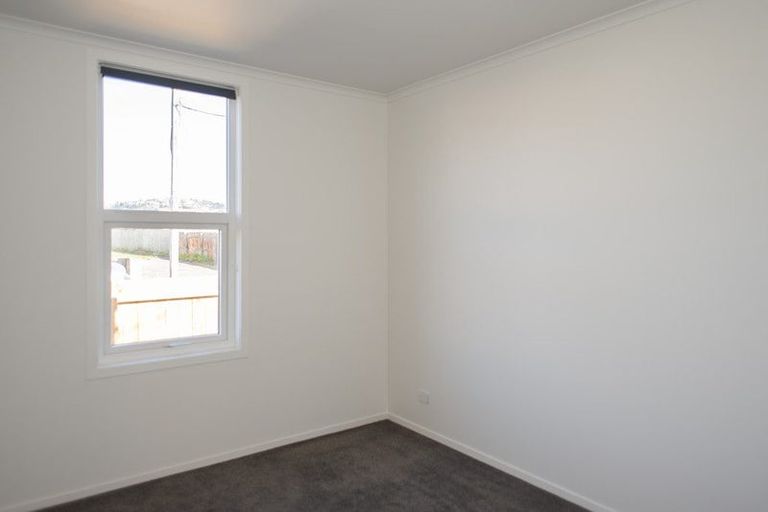 Photo of property in 33 Reid Road, South Dunedin, Dunedin, 9012