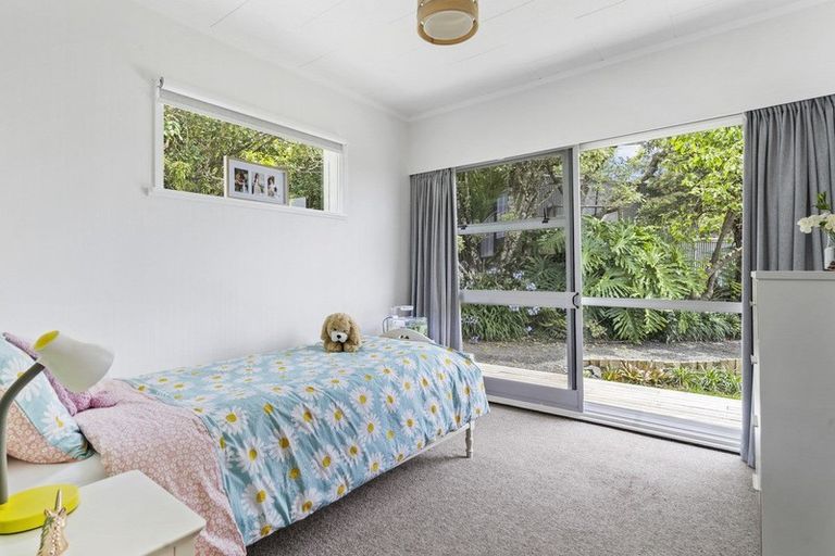 Photo of property in 218 Massey Road, Waipu, 0582