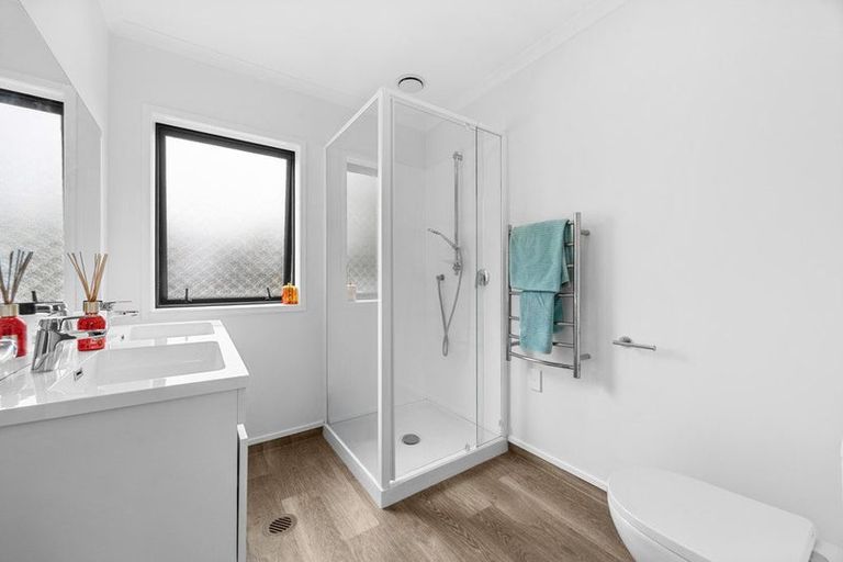 Photo of property in 500c Te Atatu Road, Te Atatu Peninsula, Auckland, 0610