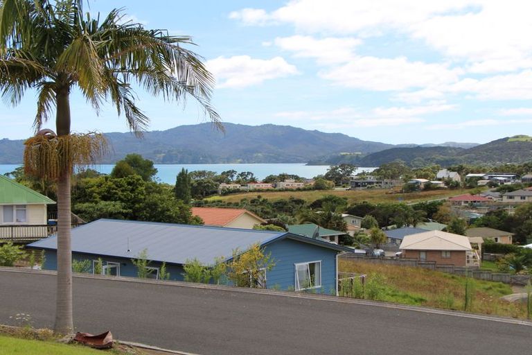 Photo of property in 3 Hibiscus Avenue, Cable Bay, 0420