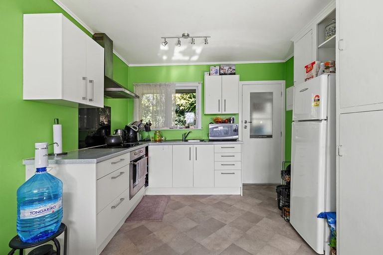 Photo of property in 4/9 Moana Avenue, Belmont, Auckland, 0622