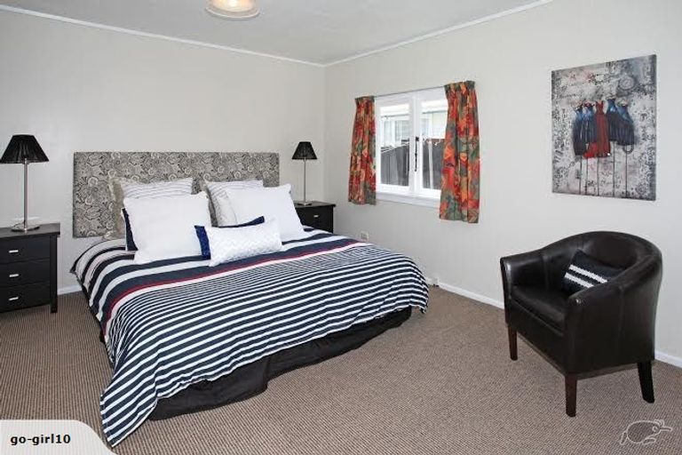 Photo of property in 90 Porchester Road, Papakura, 2110