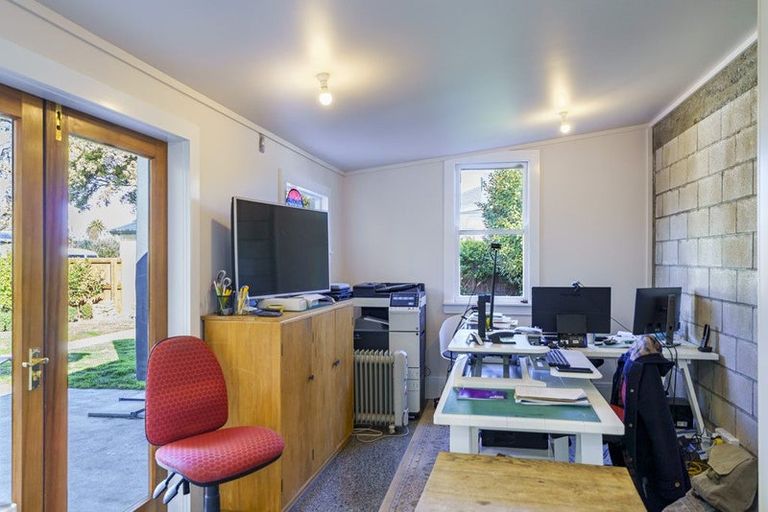 Photo of property in 76 Vigor Brown Street, Napier South, Napier, 4110