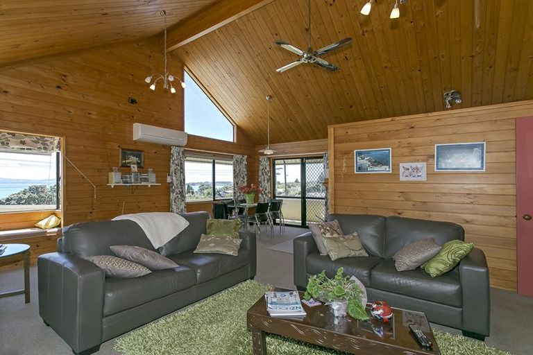 Photo of property in 21 Hamurana Road, Omokoroa, 3114