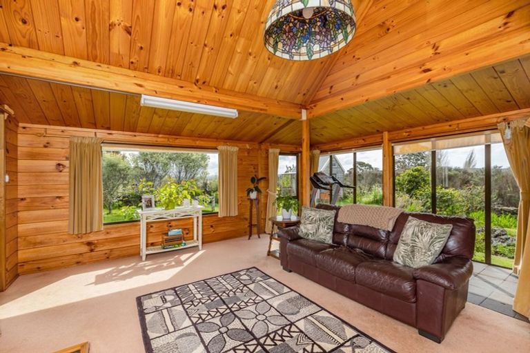 Photo of property in 70 Edmonds Road, Kerikeri, 0293