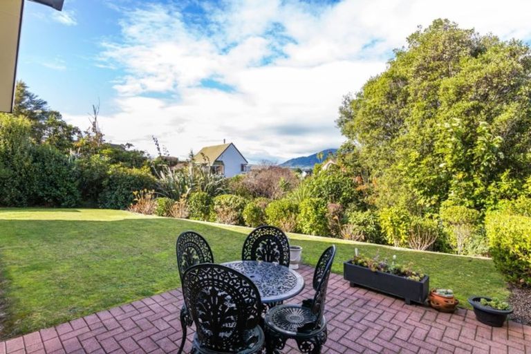 Photo of property in 45 Lakeridge Close, Rangatira Park, Taupo, 3330
