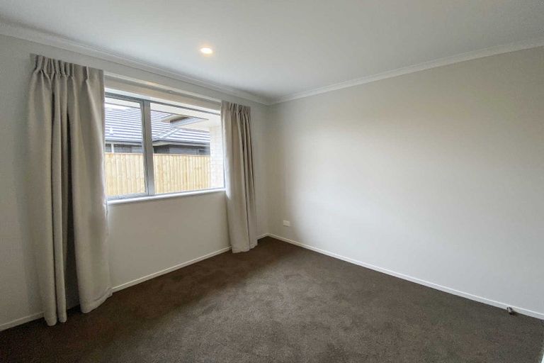 Photo of property in 36 Blue Jacket Drive, Halswell, Christchurch, 8025