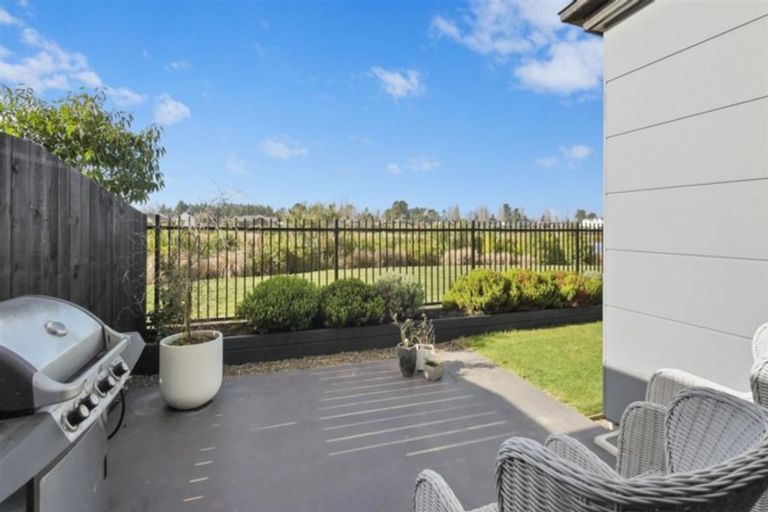 Photo of property in 152 Metehau Street, Marshland, Christchurch, 8083